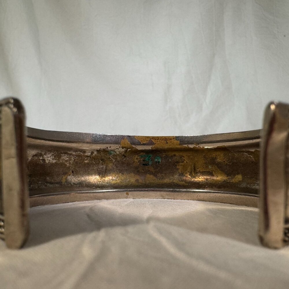 Vintage Silver Cuff Bracelet With Turquoise Stone & Intricate Engravings - Picture 5 of 11